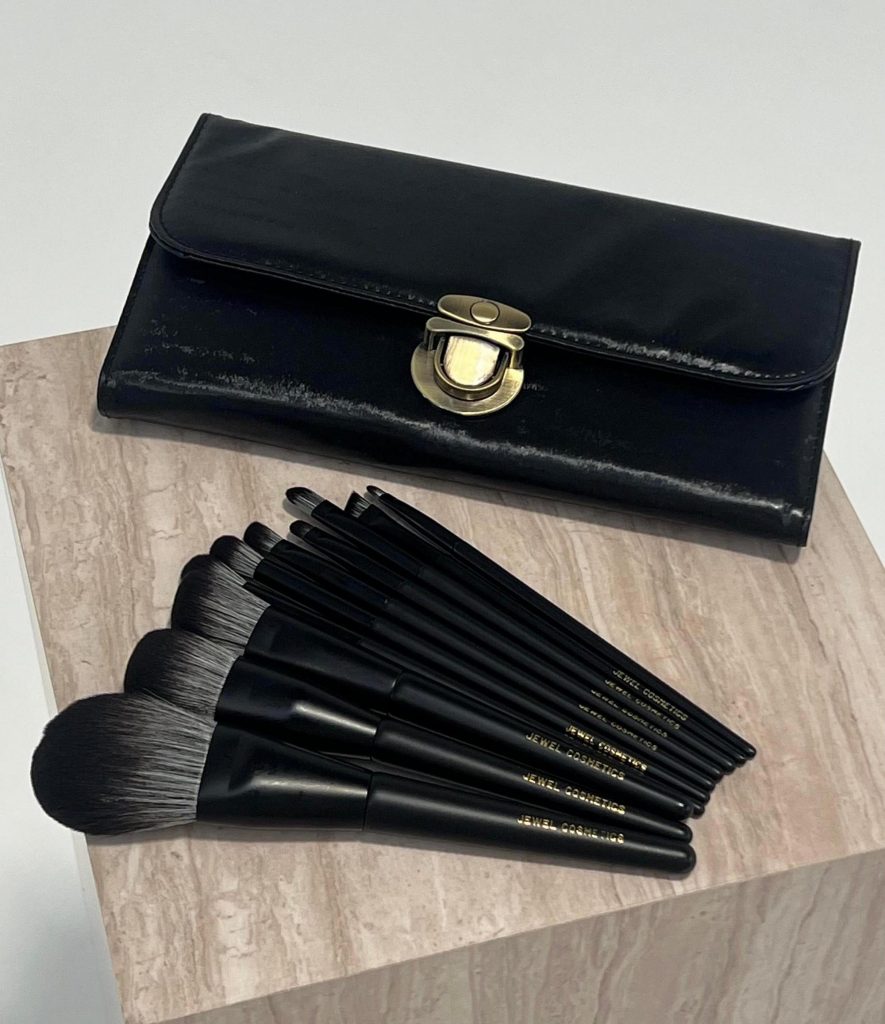 Jewel Cosmetics black makeup brush collection